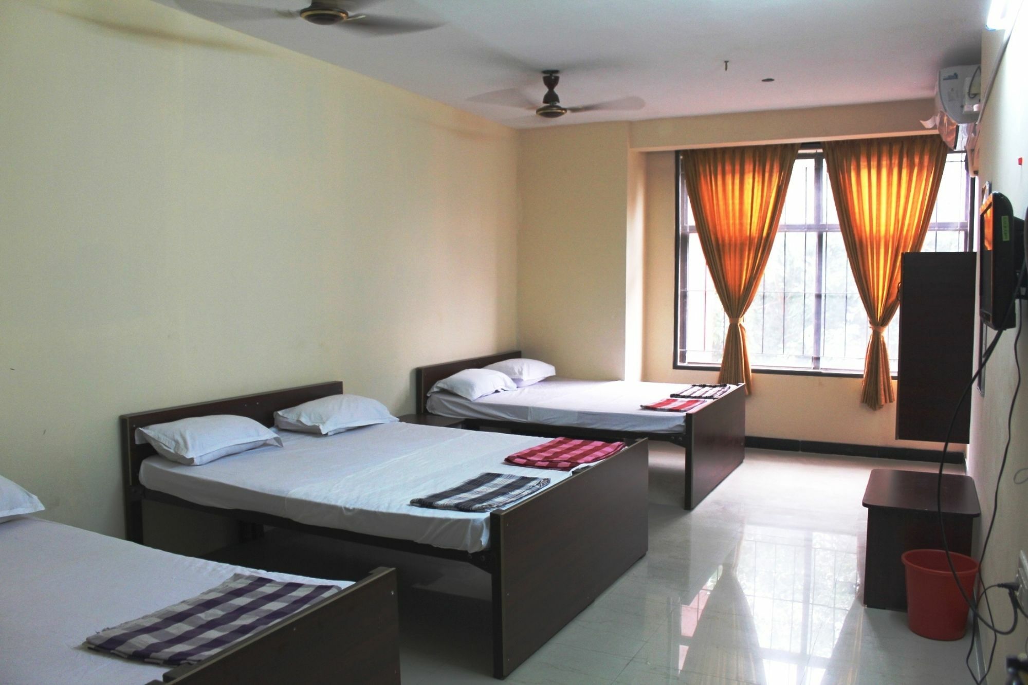 Aishvarya Residency Coimbatore Bagian luar foto